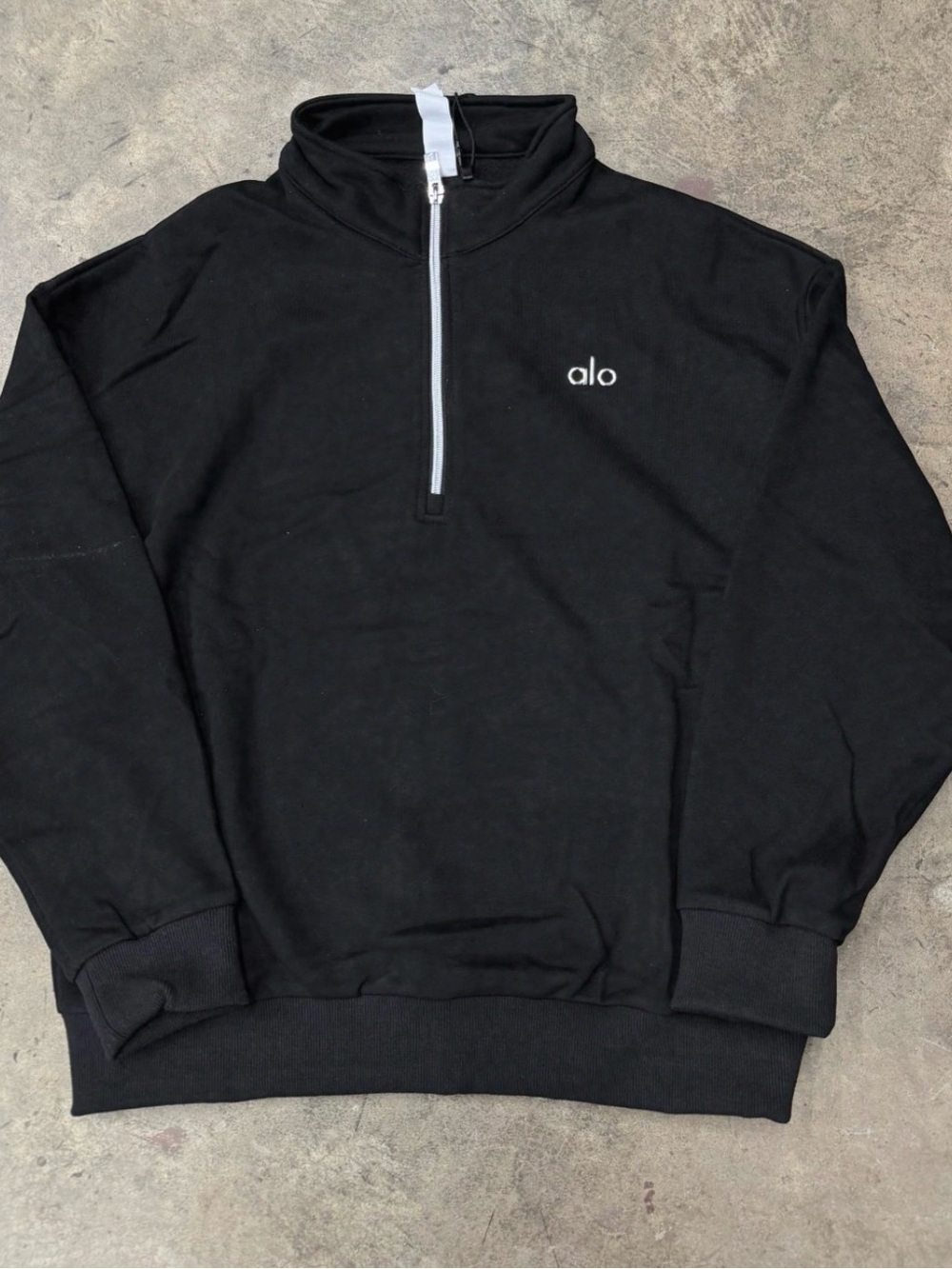 ALO Yoga Uni-Sex Black Quarter-zip